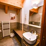 Stalle Lunghe Deluxe Apartman *